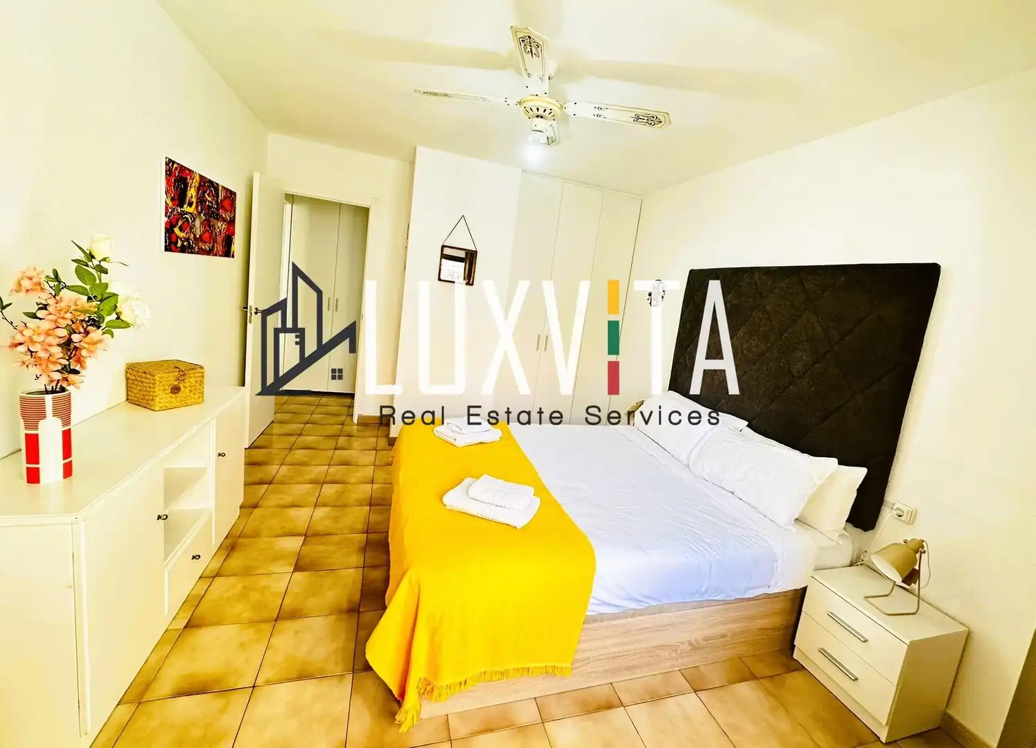 Dormitori de Apartament en venda en Arona amb Jardí privat, Terrassa i Moblat