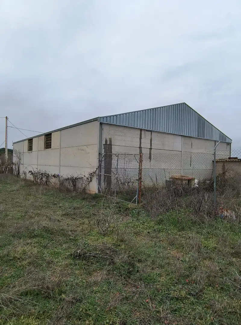 Industriegebäude zum Verkauf in Villanueva de la Jara, imagen 2