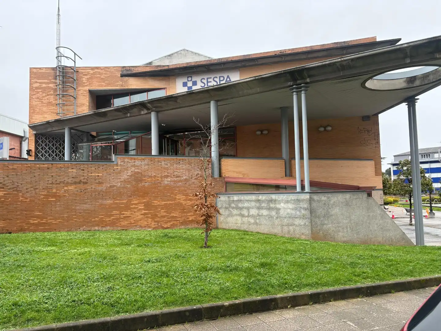 Außenansicht von Geschaftsraum zur Miete in Oviedo  mit Möbliert