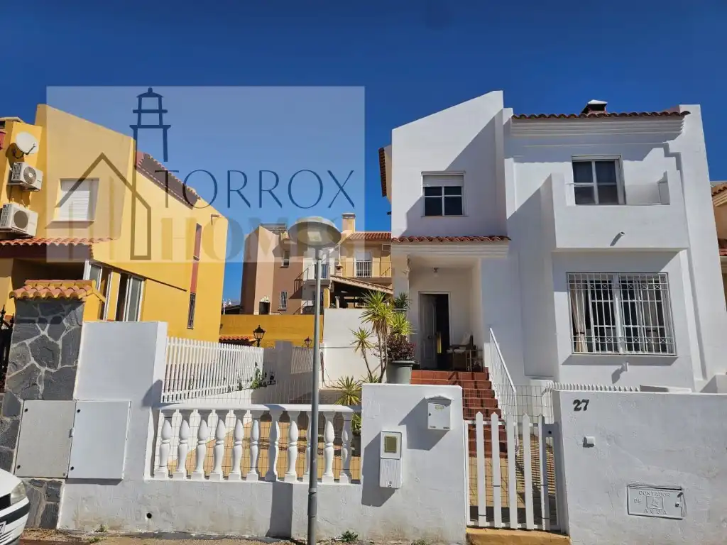 Casa a schiera in vendita a Calle Pomelo, imagen 3