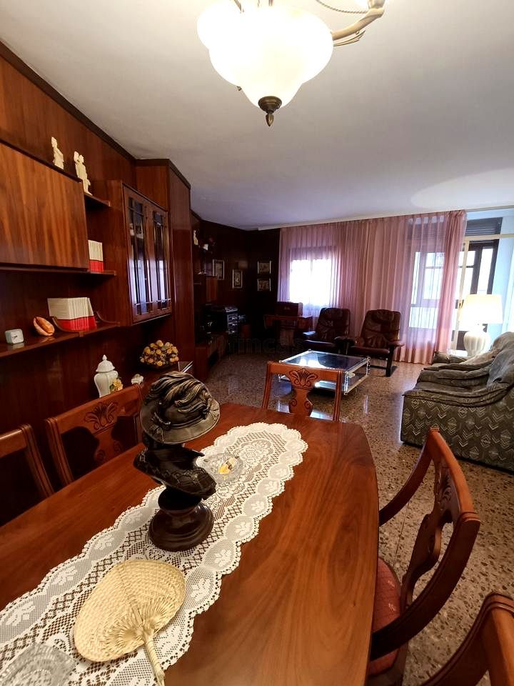 Living room of Flat for sale in Mora de Rubielos  with Terrace and Furnished