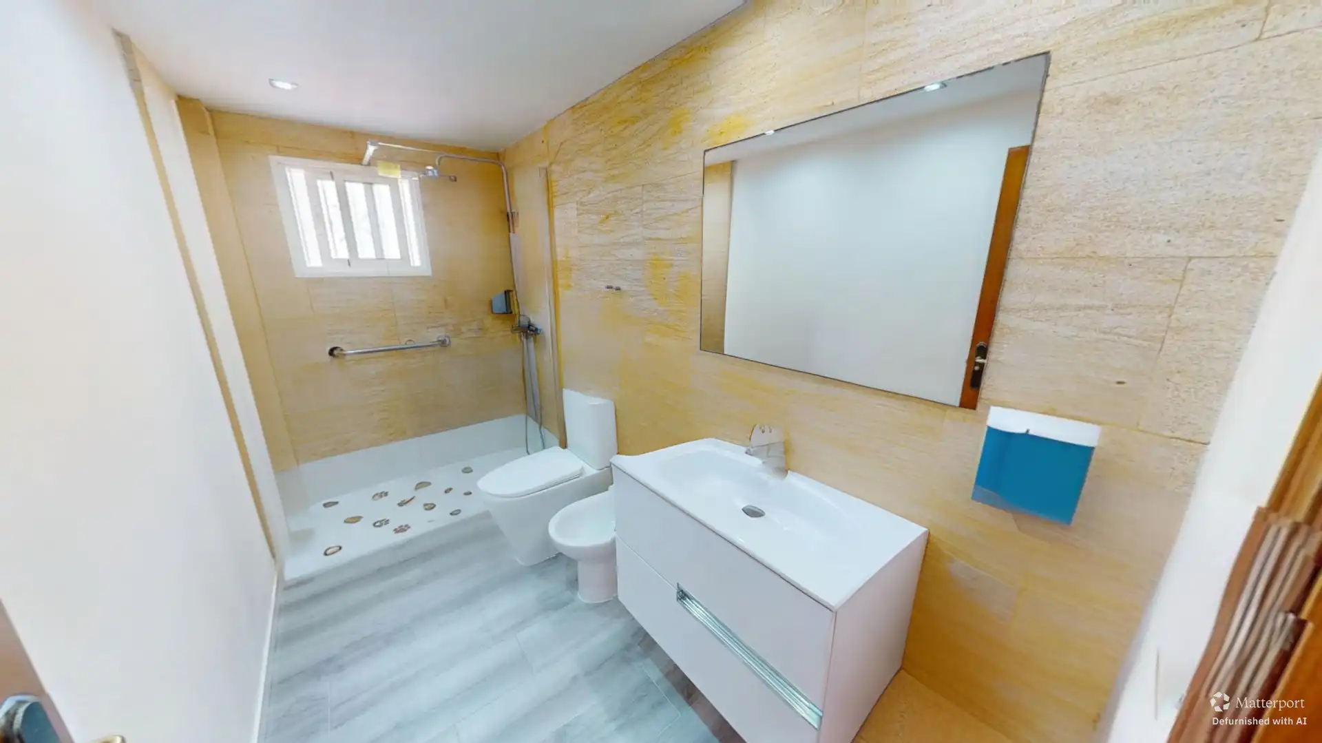 Baño de Casa o chalet en venta en El Campello con Aire acondicionado, Calefacción y Jardín privado