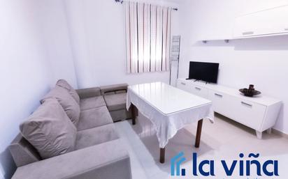 Living room of Flat for sale in Alameda  with Terrace and Furnished