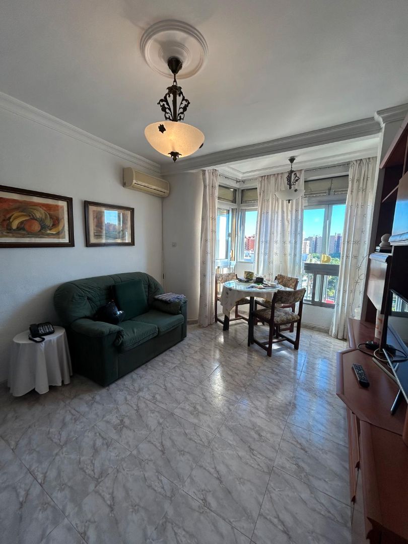 Living room of Flat for sale in  Sevilla Capital