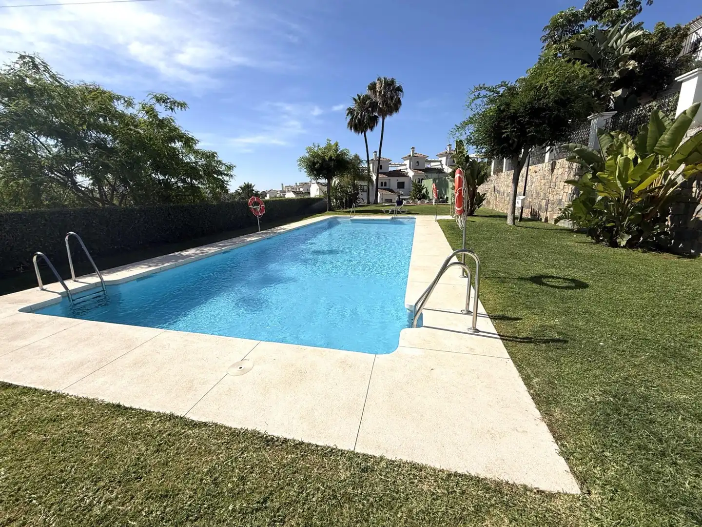 Swimming pool of Detached homes for sale in Estepona  with Air Conditioner, Heating and Terrace