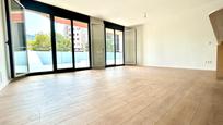Living room of Flat for sale in  Barcelona Capital  with Air Conditioner, Heating and Parquet flooring