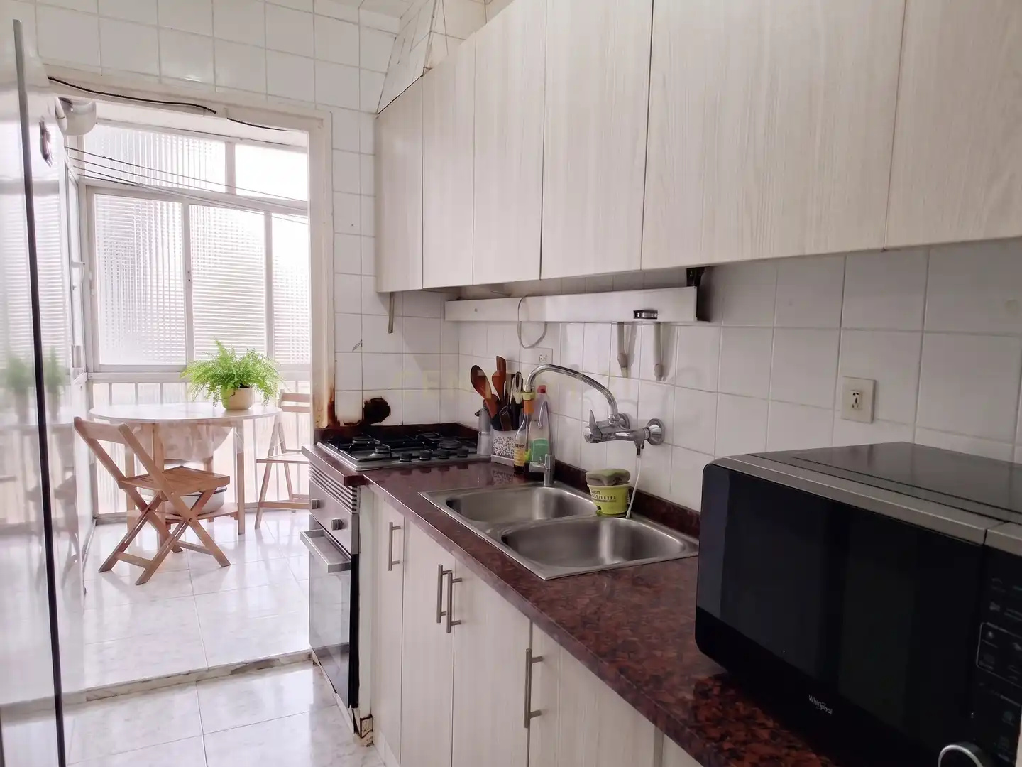 Apartamento con terraza en venta en Cerdanyola, imagen 2
