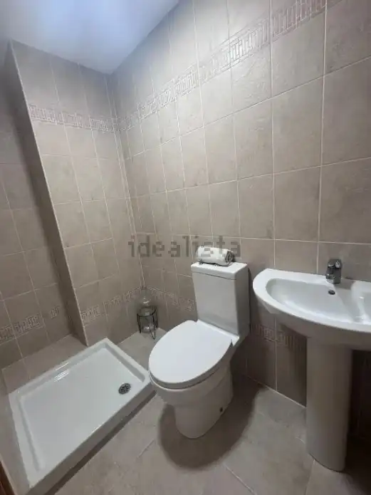 Baño de Dúplex de alquiler en Náquera con Terraza, Trastero y Balcón