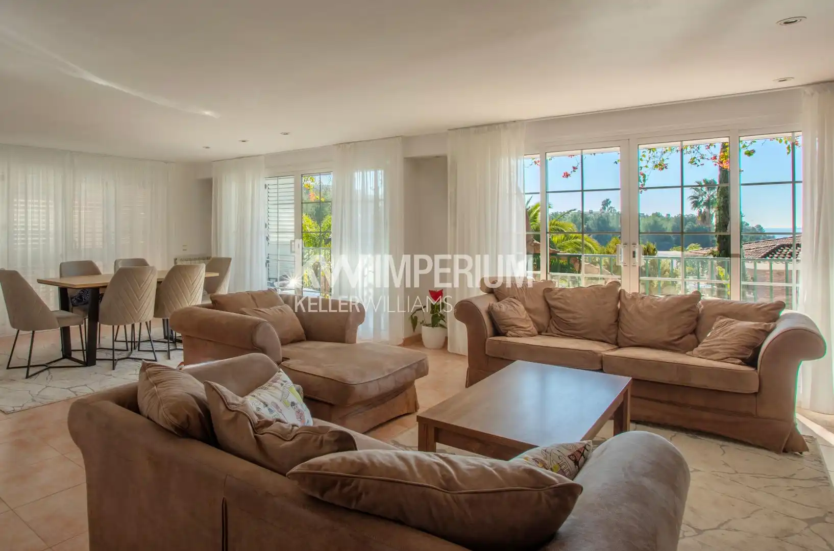 Sala de estar de Piso de alquiler en Tarragona con Jardín privado, Terraza y Amueblado
