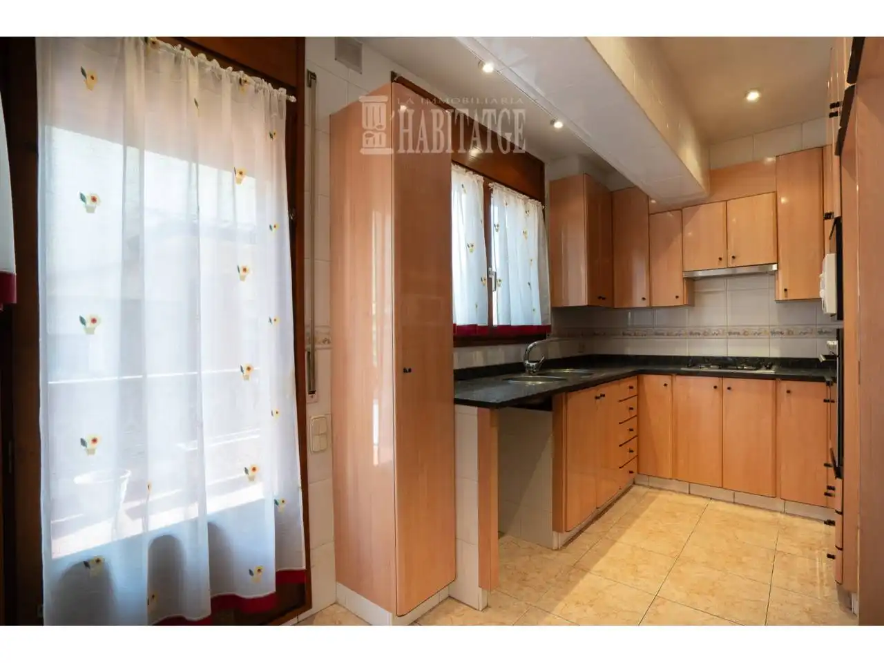 Kitchen of Houses for sale in Centelles  with Air Conditioner, Heating and Terrace