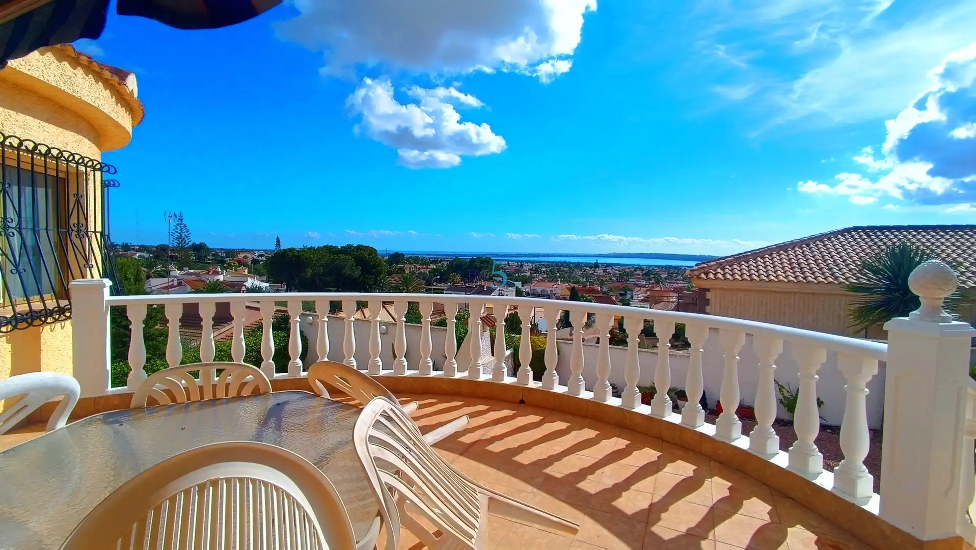 Casa con piscina en venta en Avenida Costa Blanca, imagen 4