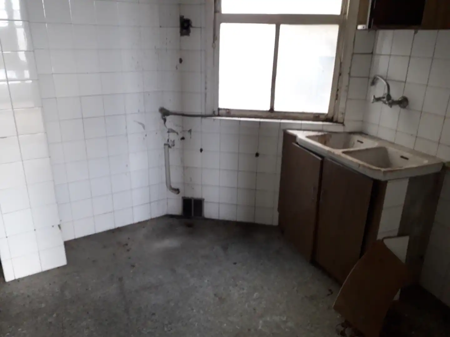 Cocina de Edificio en venta en Sada (A Coruña)