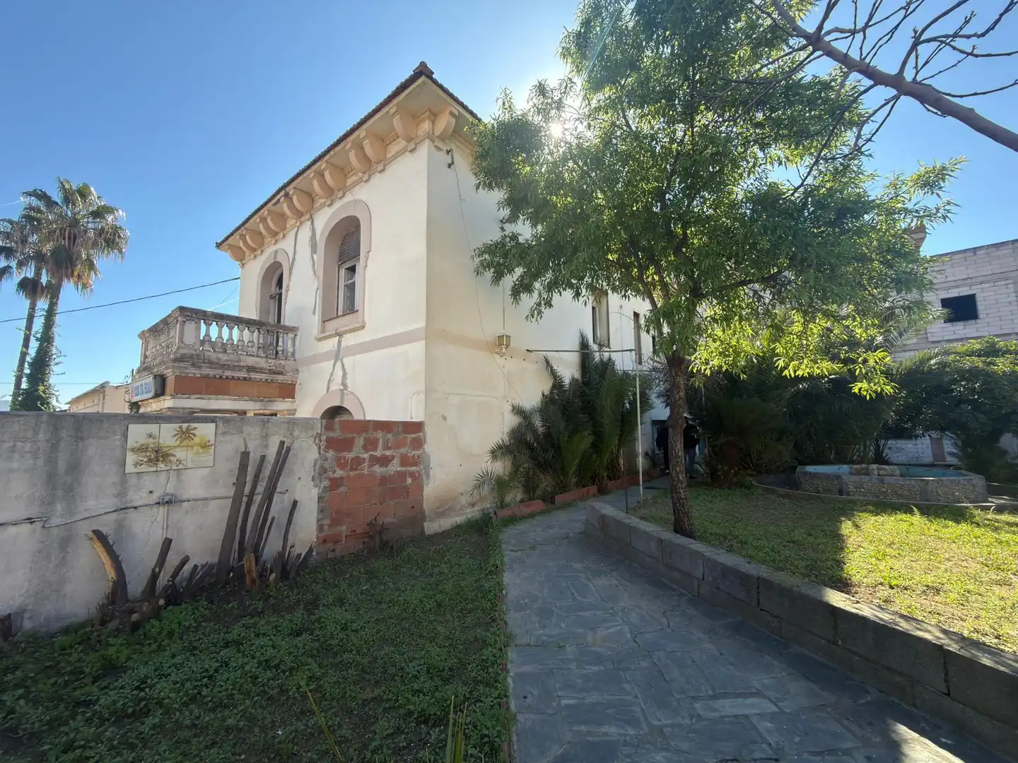 Außenansicht von Gebäude zum Verkauf in Sant Vicenç Dels Horts