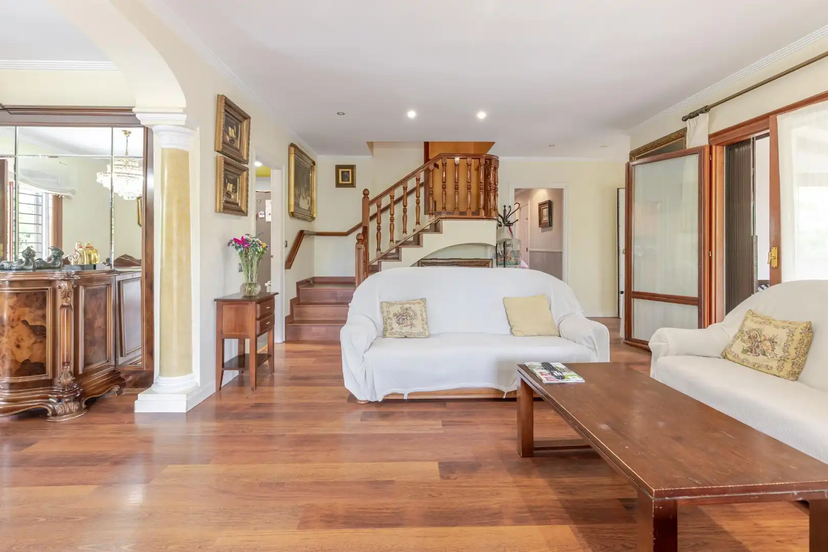 Living room of Houses for sale in L'Eliana  with Air Conditioner, Heating and Private garden