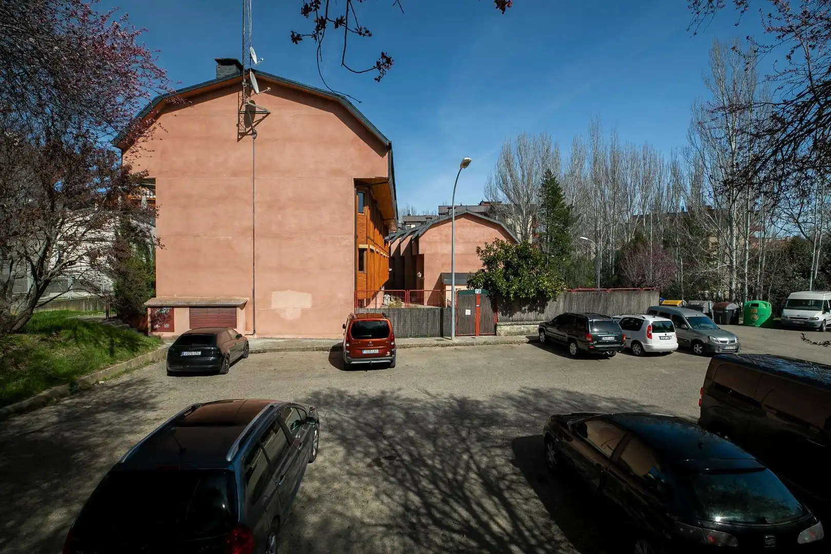 Exterior view of Flat for sale in Jaca  with Heating, Parquet flooring and Storage room