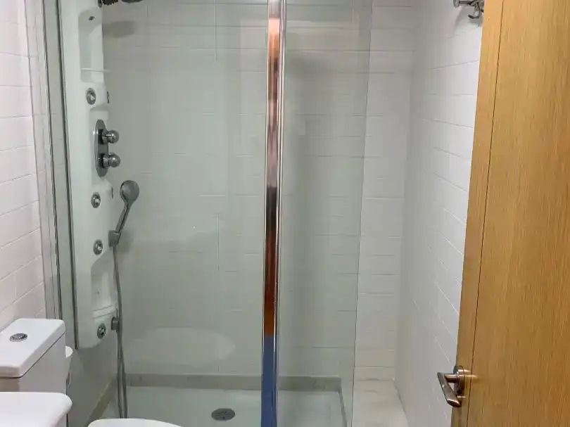 Bathroom of Flat for sale in Narón