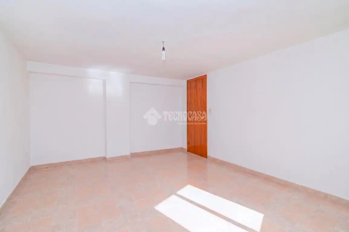 Casa adosada en venda en Loja amb Terrassa