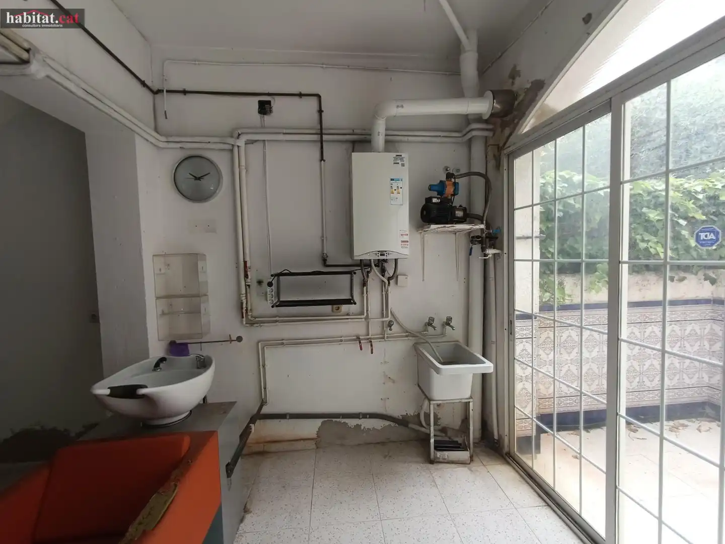 Casa adosada en venta en Cubelles con Calefacción y Balcón
