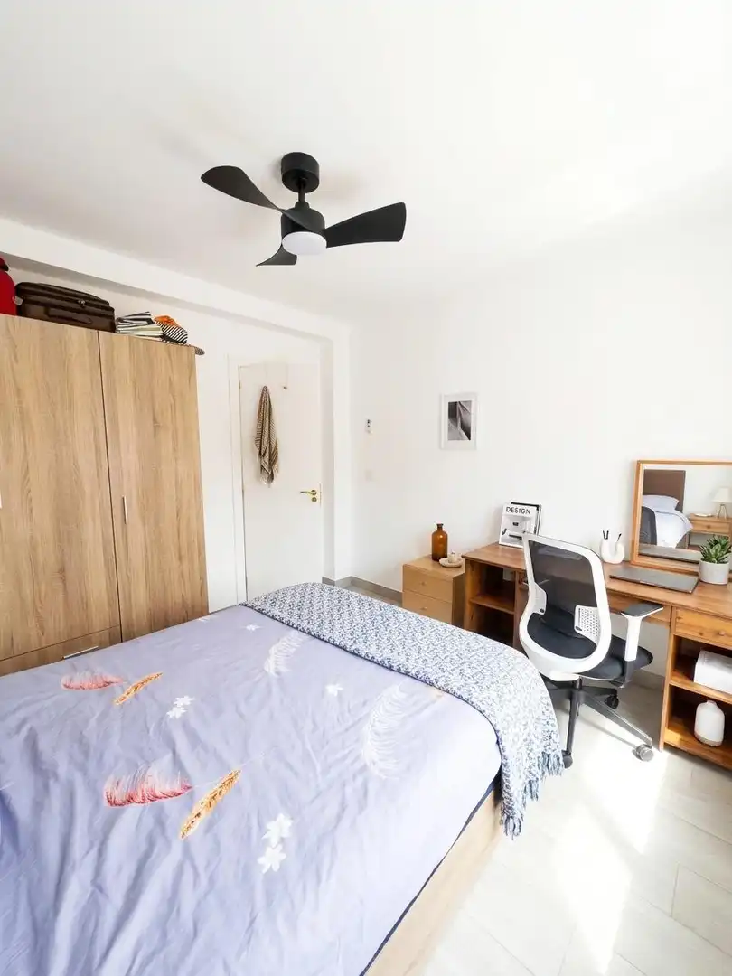 Bedroom of Flat for sale in Málaga  with Furnished