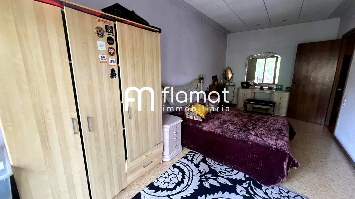 Habitación de Casa o chalet en venta en Barcelona