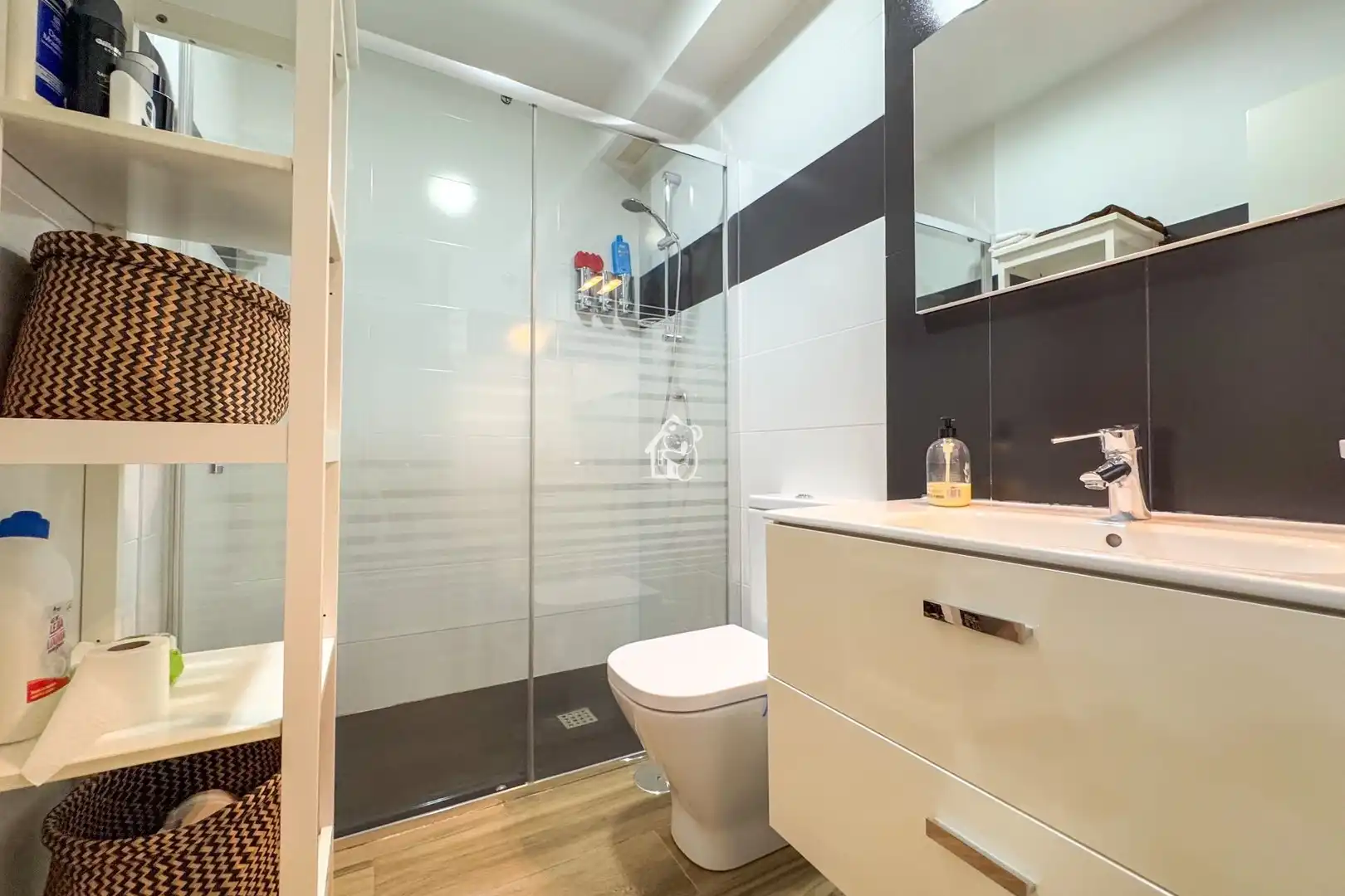 Baño de Casa adosada de alquiler en Pilar de la Horadada con Aire acondicionado, Jardín privado y Terraza