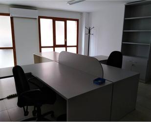 Office to rent in Binéfar  with Air Conditioner