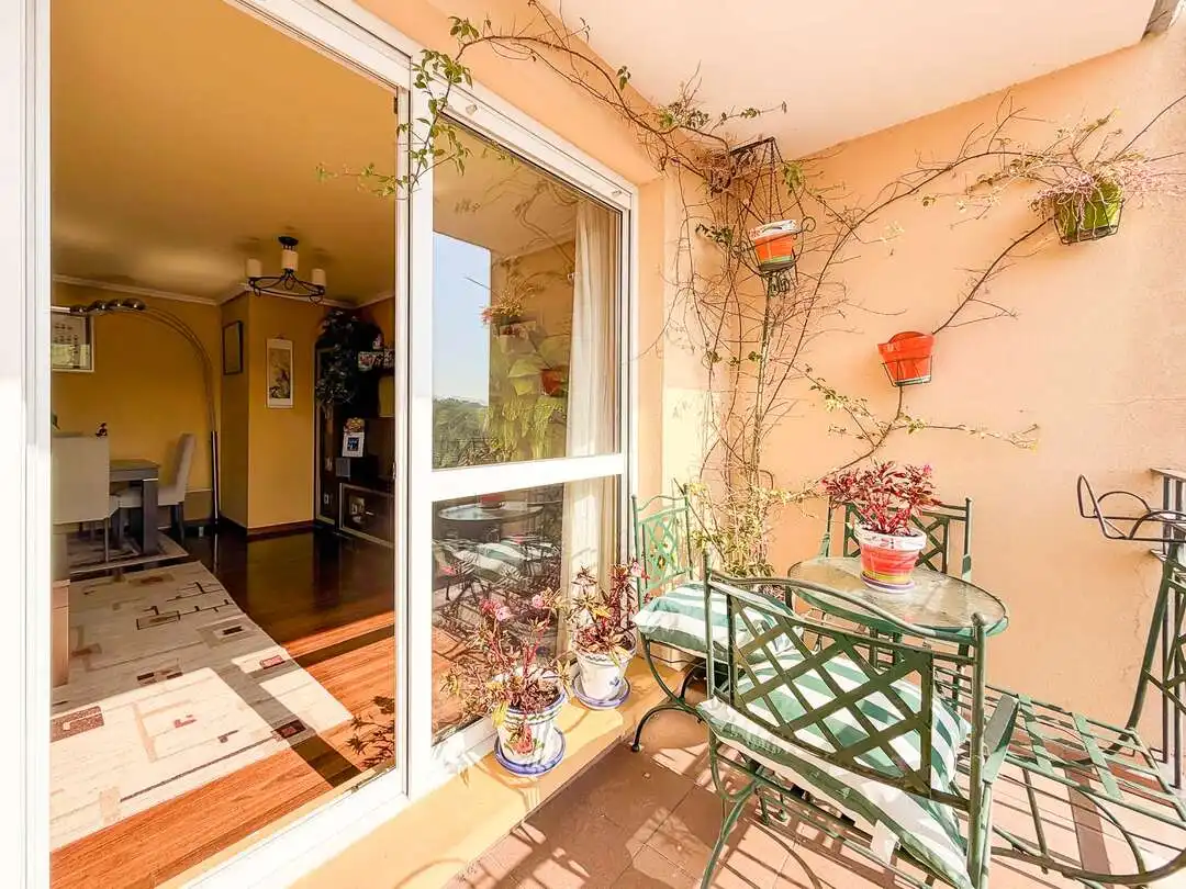 Terraza de Piso en venta en Santa Cruz de Bezana con Calefacción, Terraza y Trastero