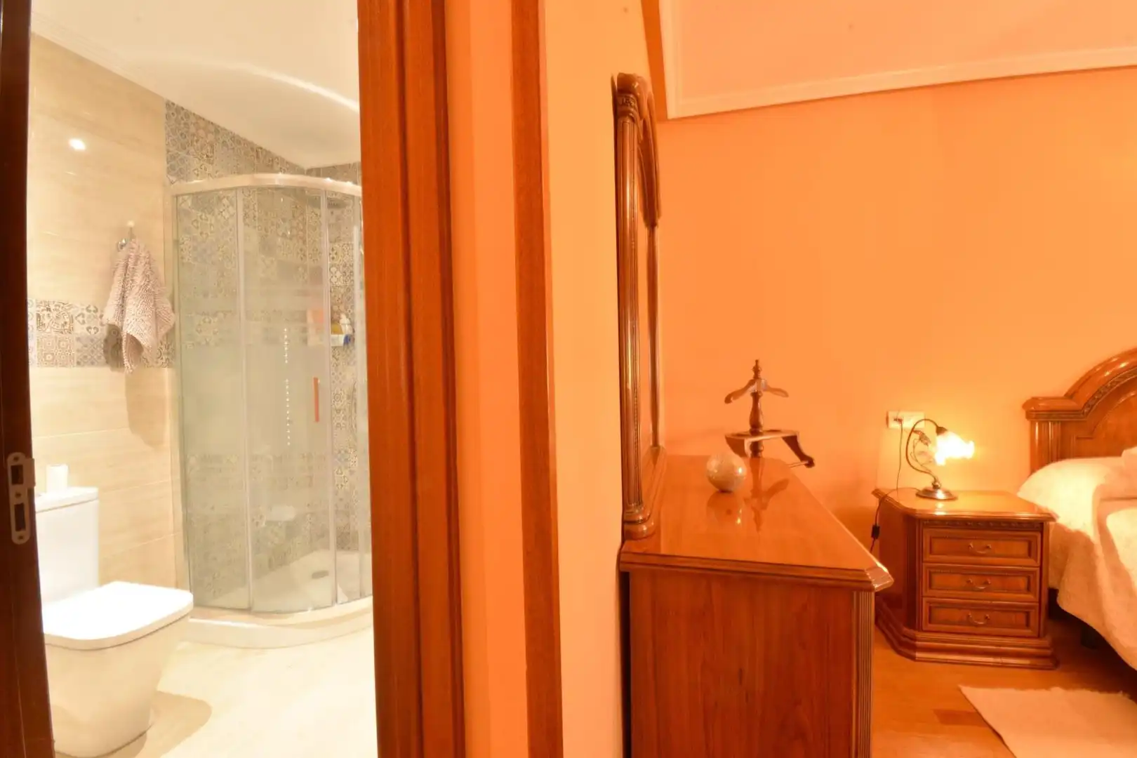 Baño de Casa o chalet en venta en Oviedo  con Calefacción