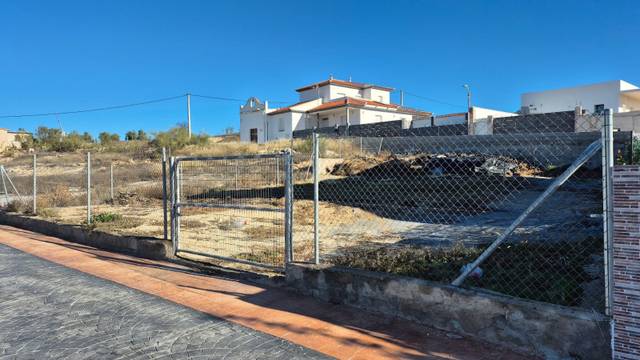 Terreno residencial en Venta en Calle Grupo Escolar en Alcóntar