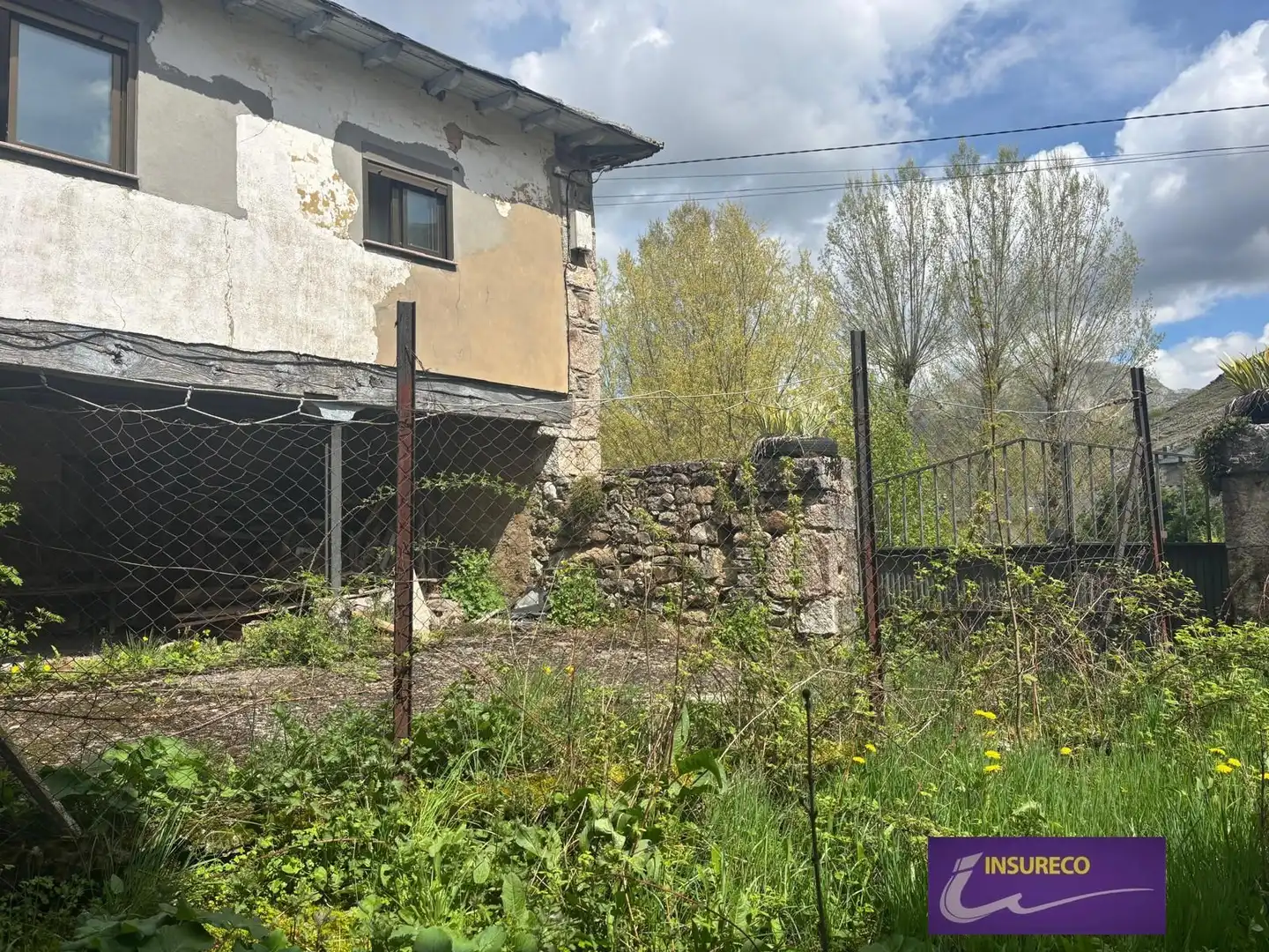 Casa o chalet en venta en Cabrillanes con Calefacción, Jardín privado y Trastero
