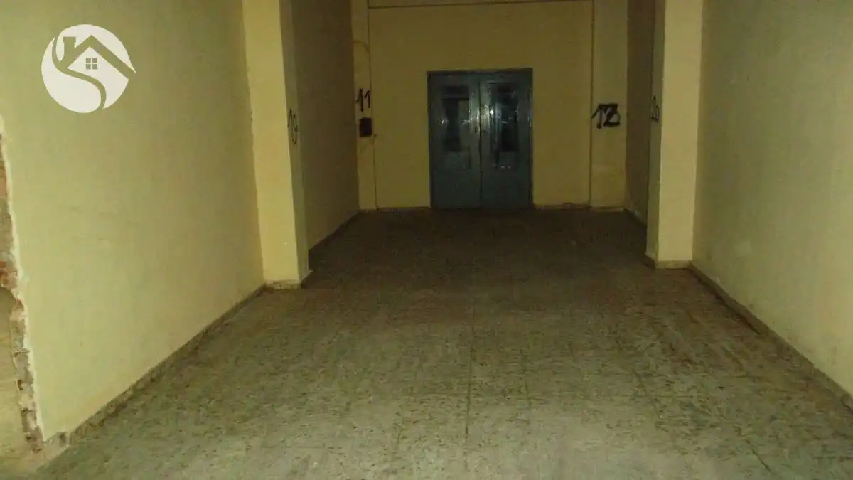 Local comercial en venda a Reyes Católicos - Paseo San Antonio, imagen 3