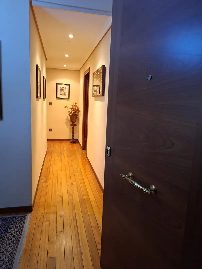 Piso en venta en Torrelavega  con Calefacción, Trastero y Balcón
