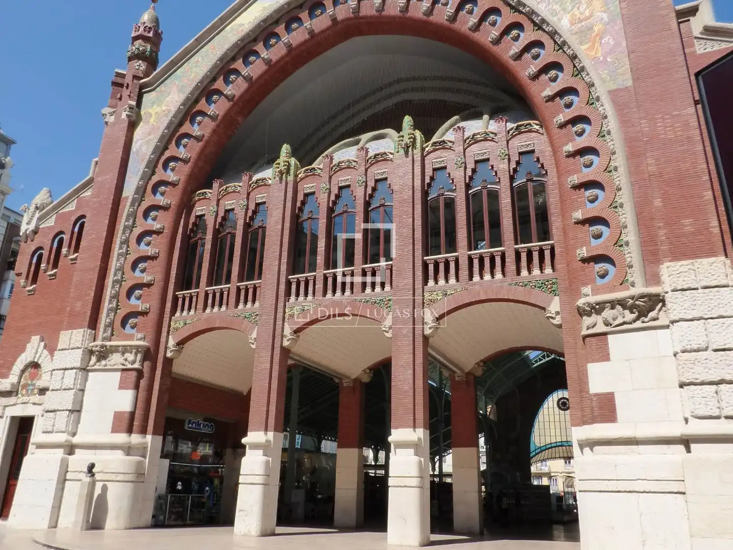 Exterior view of Flat for sale in Valencia  with Air Conditioner, Parquet flooring and Balcony