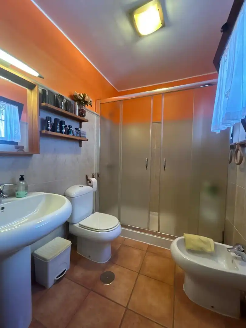 Bathroom of Houses for sale in Utrera