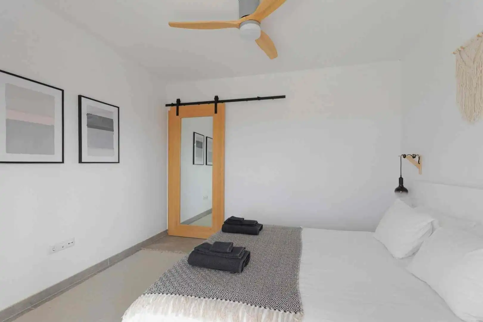 Dormitori de Casa o xalet en venda en La Oliva amb Jardí privat, Terrassa i Traster