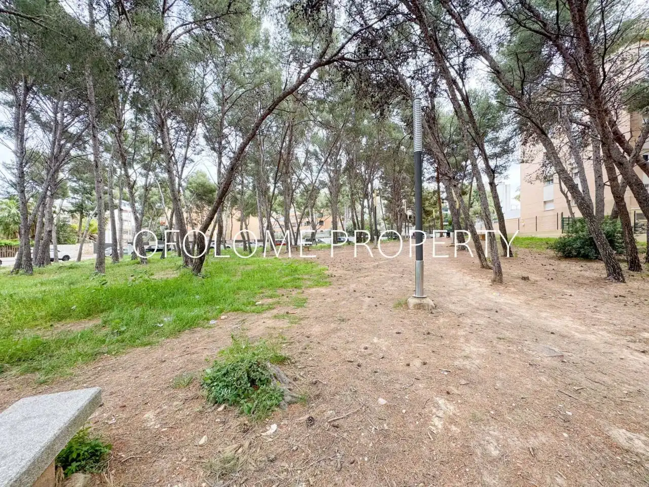 Wohnung zum Verkauf in Salou mit Parkett, Balkon und Alarm