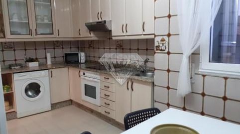 Foto 2 de Piso en venta en Segunda Travesia Cervantes, O Carril, Vilagarcía de Arousa