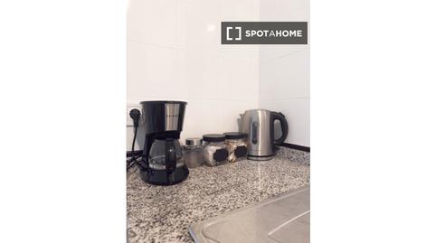 Photo 4 of Study to share in Triana Casco Antiguo,  Sevilla Capital