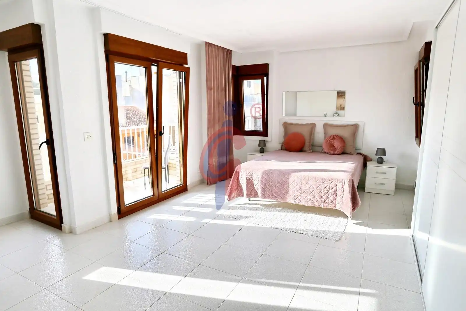 Apartment with terrace for sale in Calle Valencia 6, imagen 3