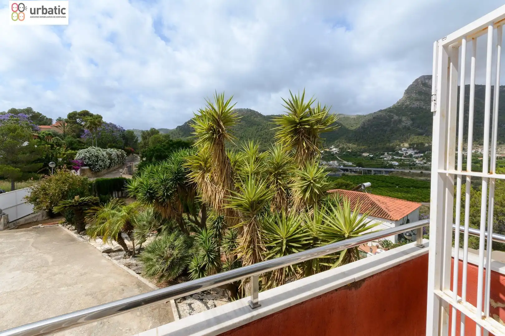 Chalet con jardín en venta en Urbanizaciones, imagen 41