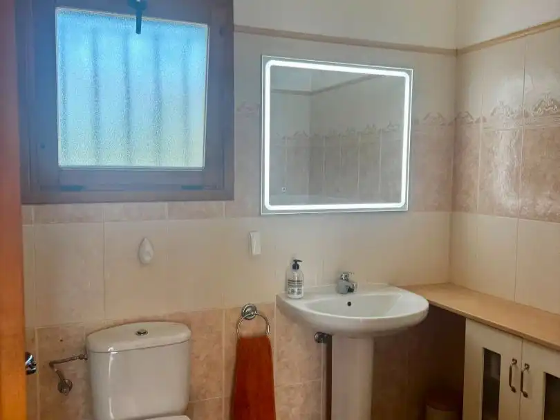 Bany de Casa o xalet en venda en Ginestar, Tarragona