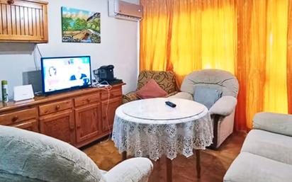 Living room of Flat for sale in  Córdoba Capital  with Air Conditioner and Balcony