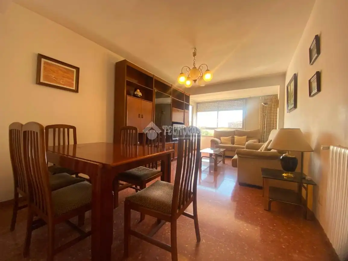 Sala de estar de Piso en venta en Zaragoza con Calefacción, Terraza y Balcón