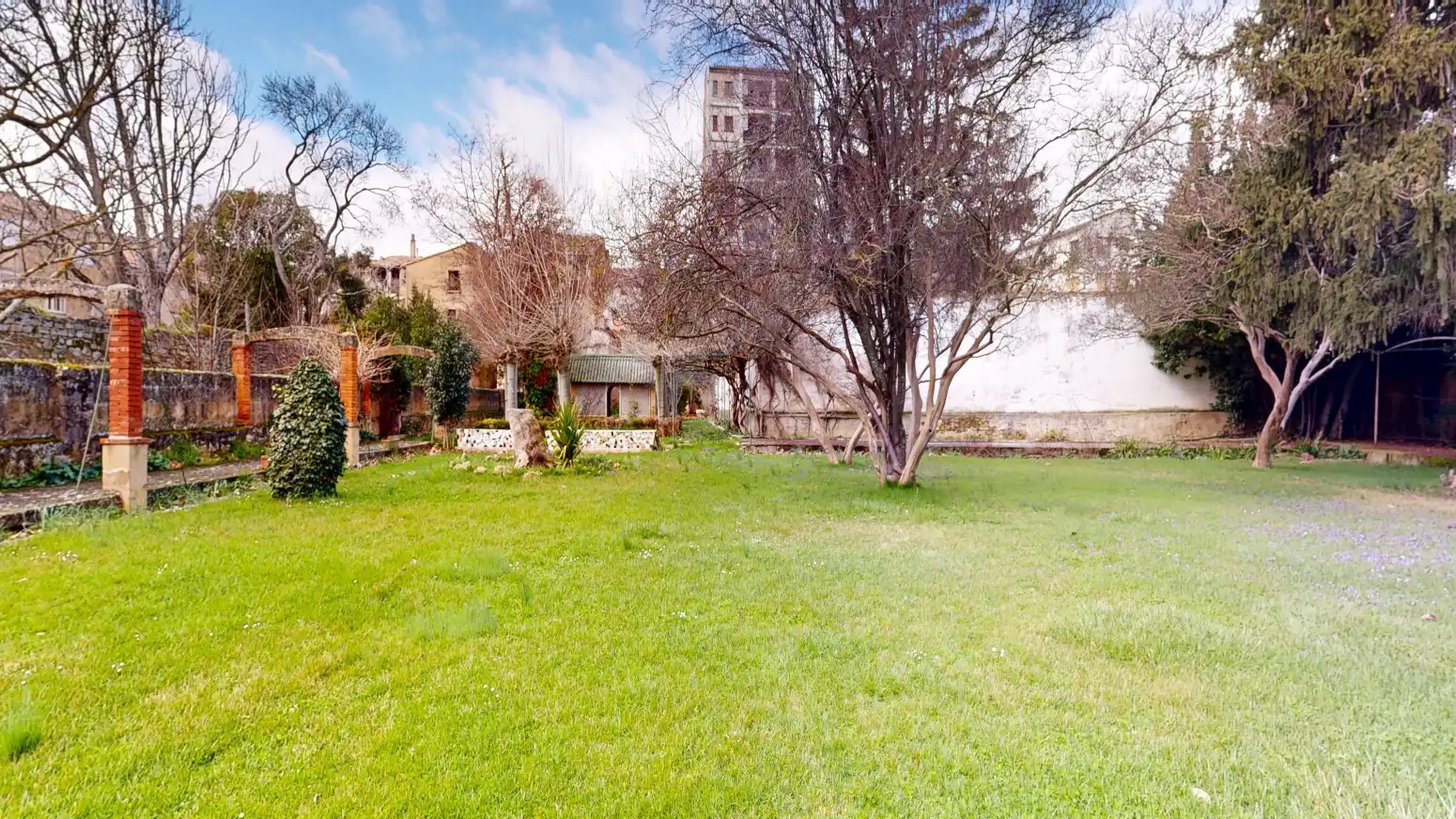 Houses for sale in Tafalla  with Heating, Private garden and Parquet flooring
