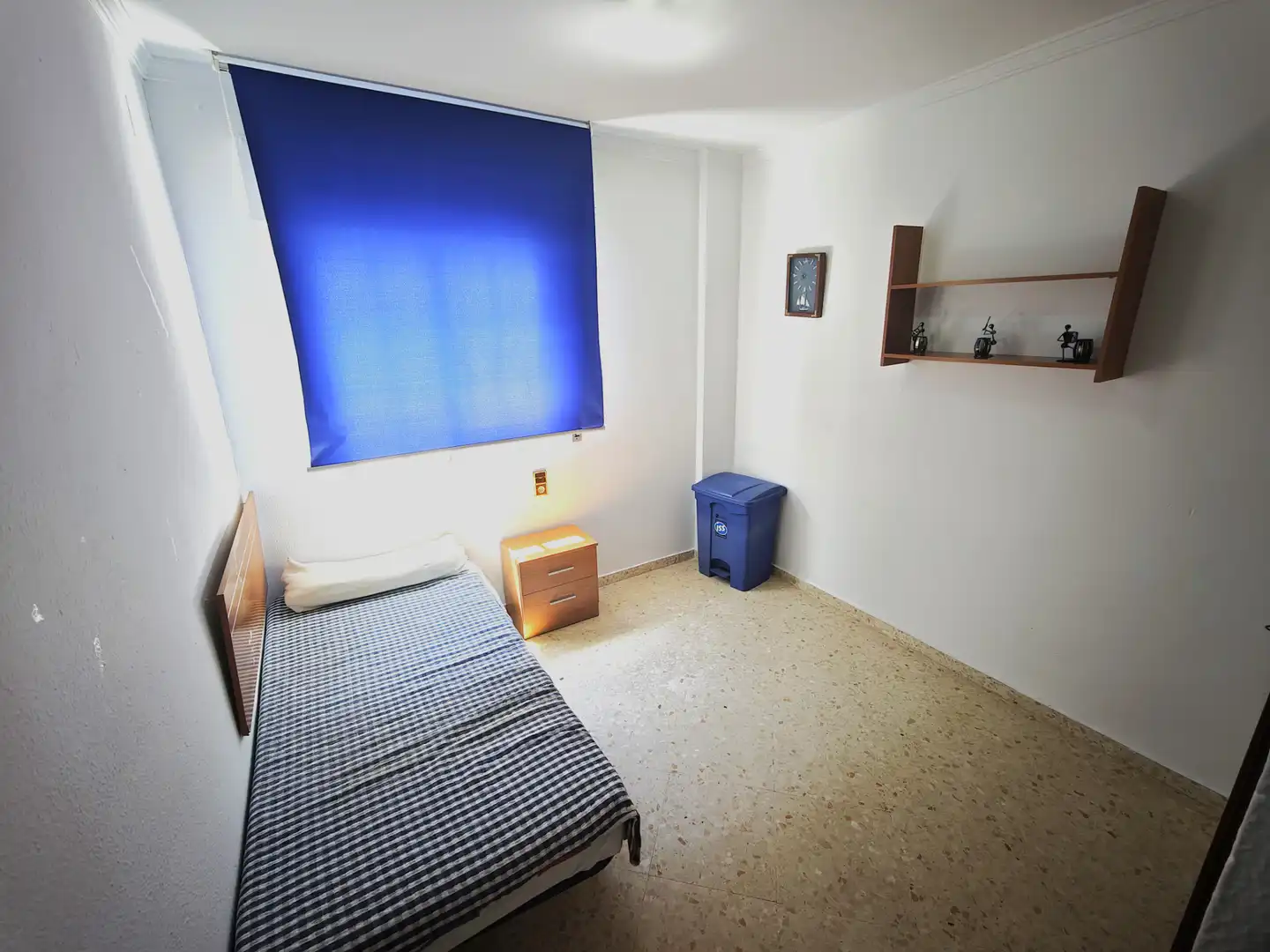 Habitación de Piso en venta en Lebrija con Aire acondicionado, Terraza y Trastero