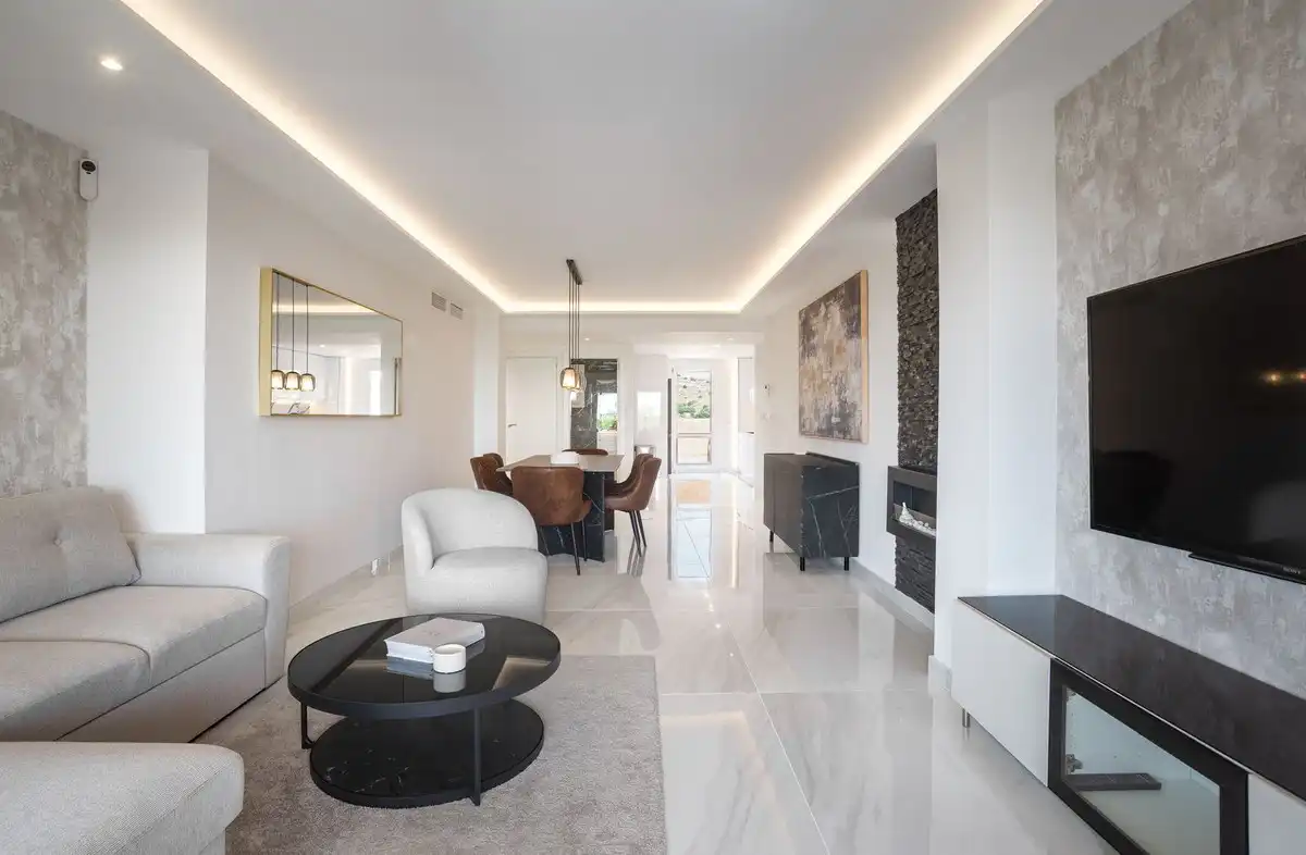 Piso con ascensor en venta en Elviria - Cabopino, imagen 5