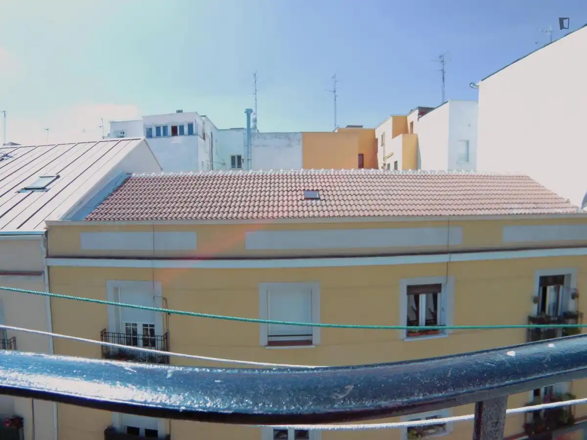 Study for rent in Puerta del Ángel