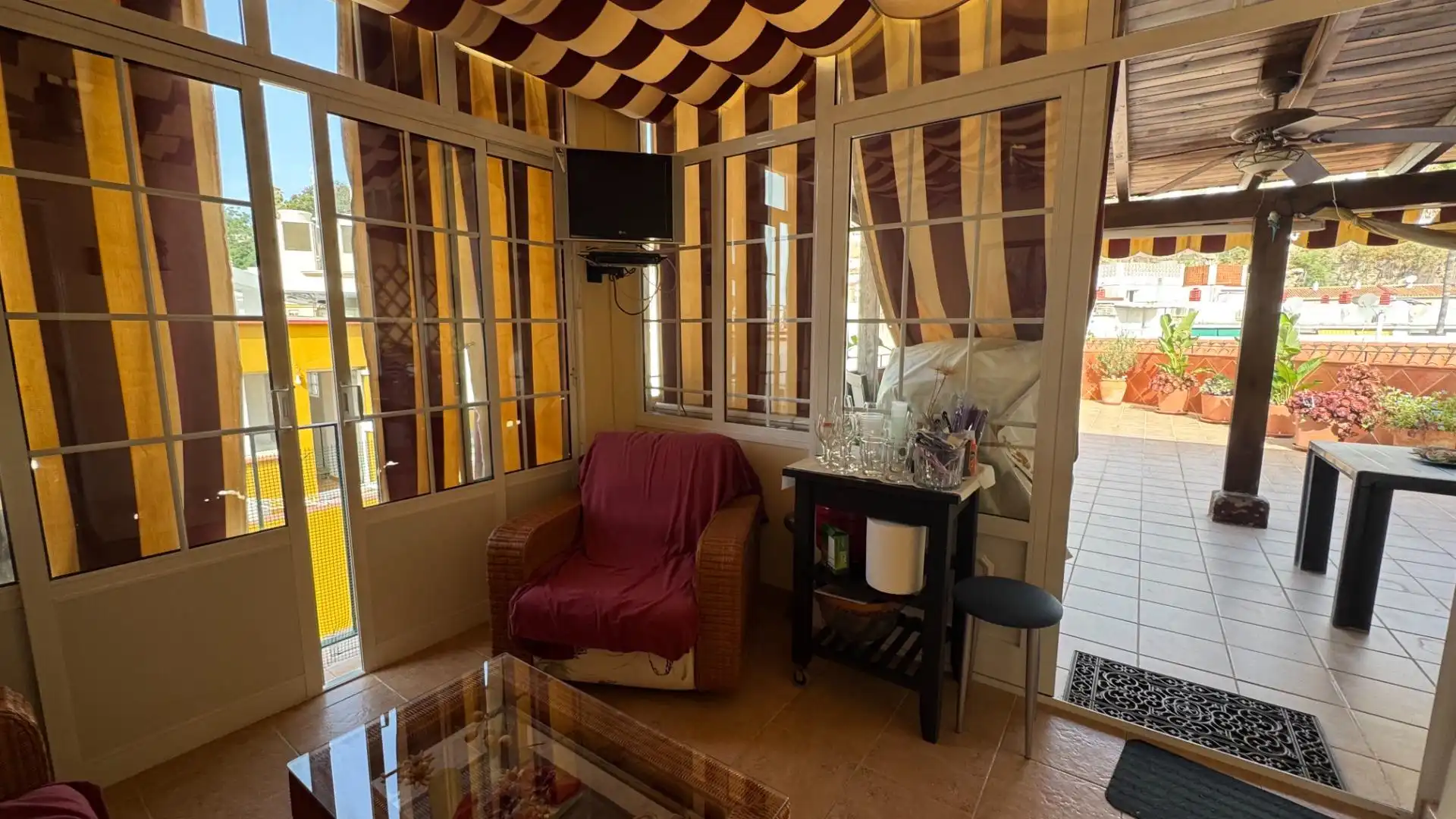 Wohnzimmer von Dachboden zum Verkauf in Torremolinos mit Terrasse und Möbliert