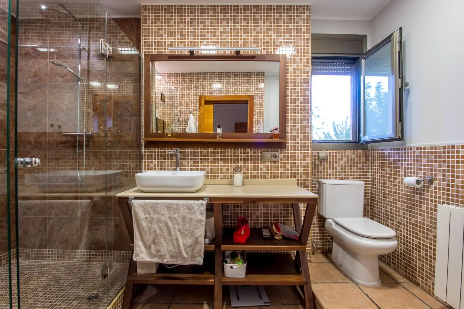 Chalet con piscina en venta en Calle LOS CEDROS (CHORRICO) 105, imagen 13