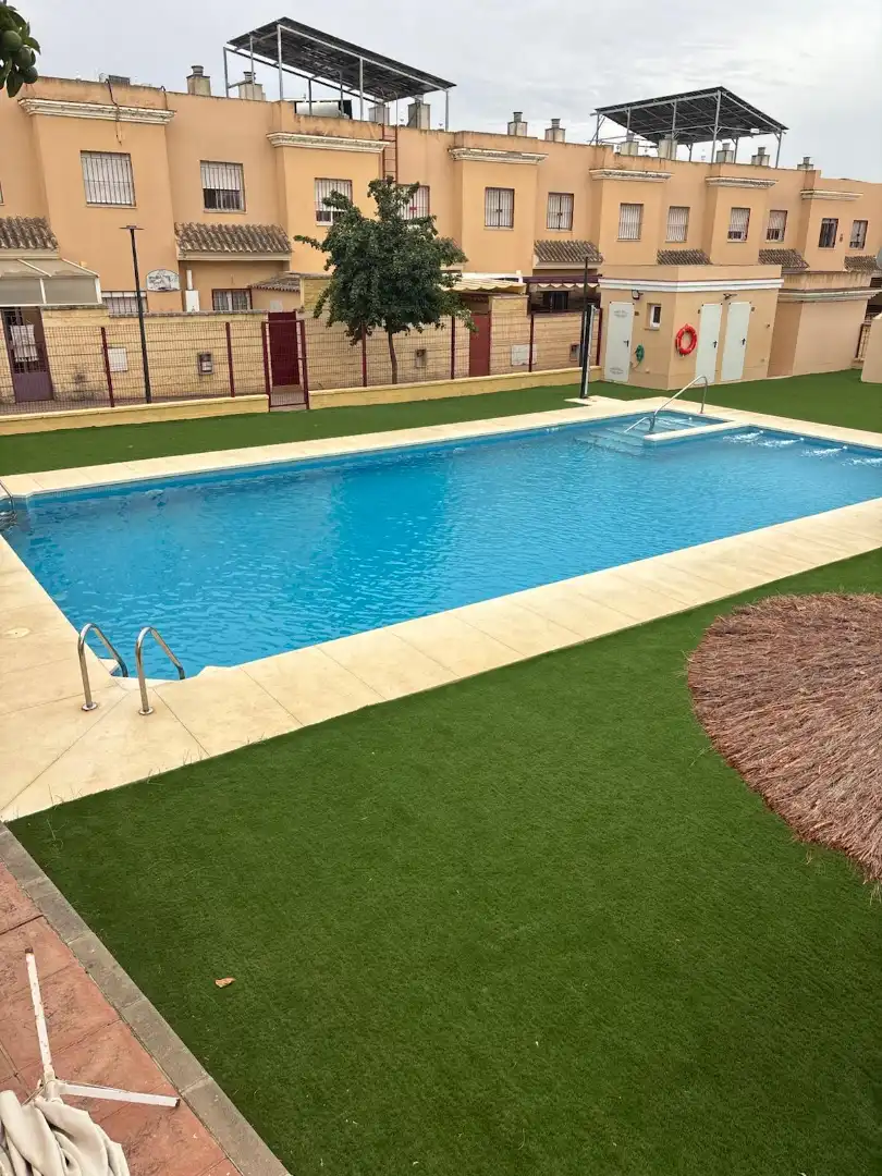 Swimming pool of Houses for sale in Arenal - La Pólvora